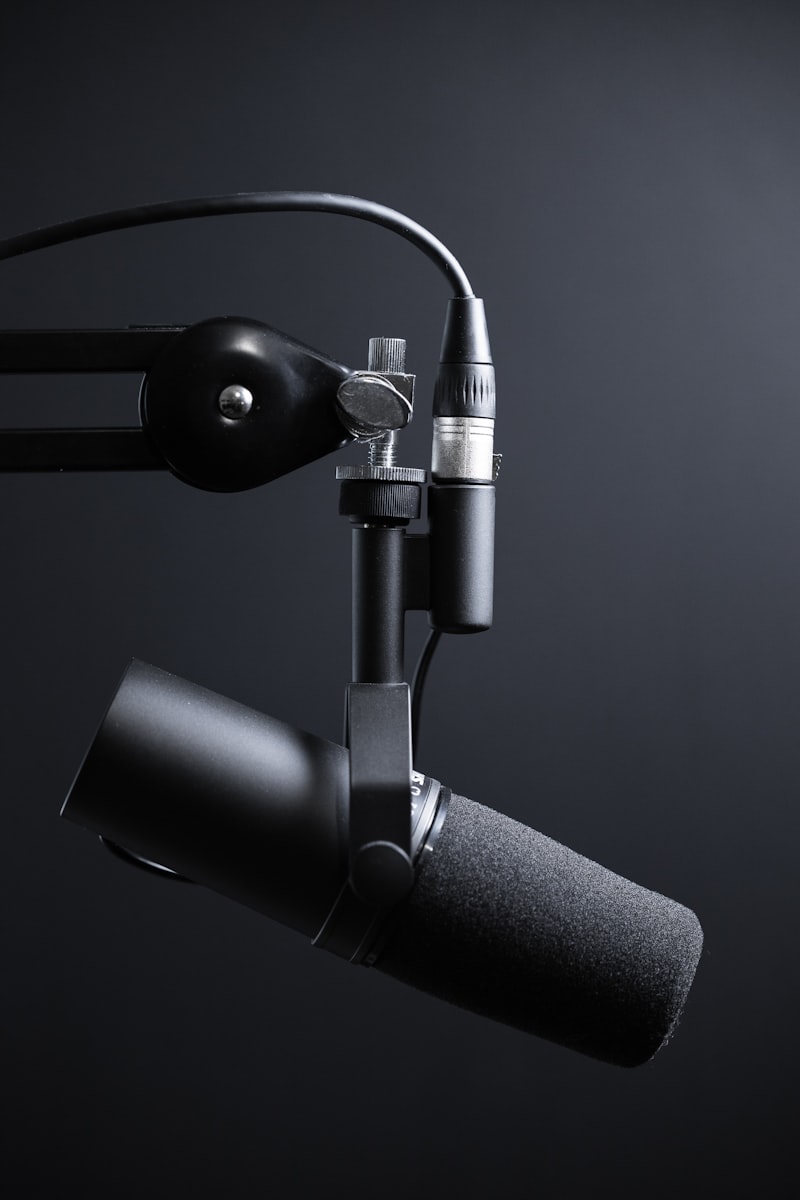 Estudio acústicamente aislado de videocast profesional